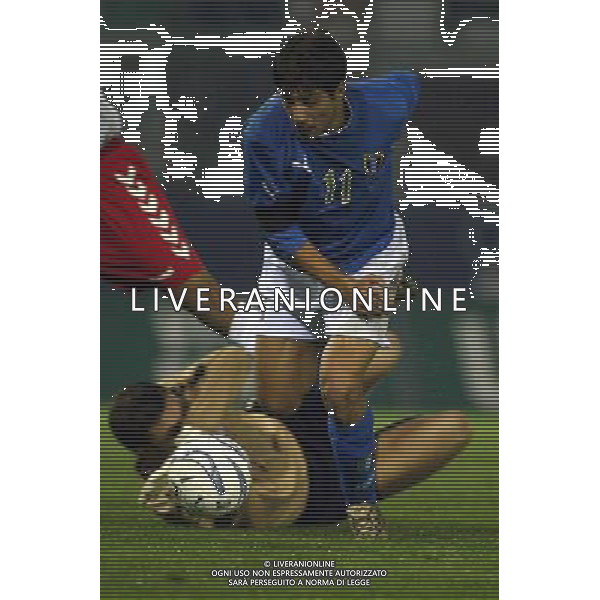 RIETI 19/11/2003 ITALIA-DANIMARCA UNDER 21 NELLA FOTO GIUSEPPE SCULLI E ANDERSEN* FOTO ALDO LIVERANI