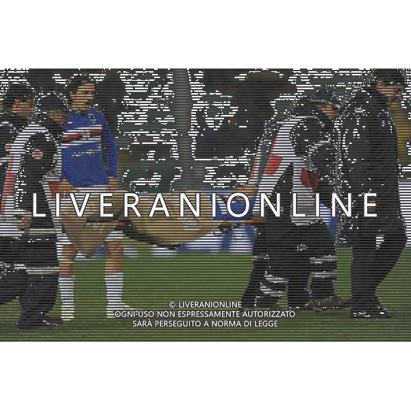 04-03-2009 Genova Sport Calcio Sampdoria Inter Semifinale Coppa Italia Tim 2008/2009 Nella foto: hugo Campagnaro esce dal campo infortunato ph.viganti/AGENZIA ALDO LIVERANI SAS