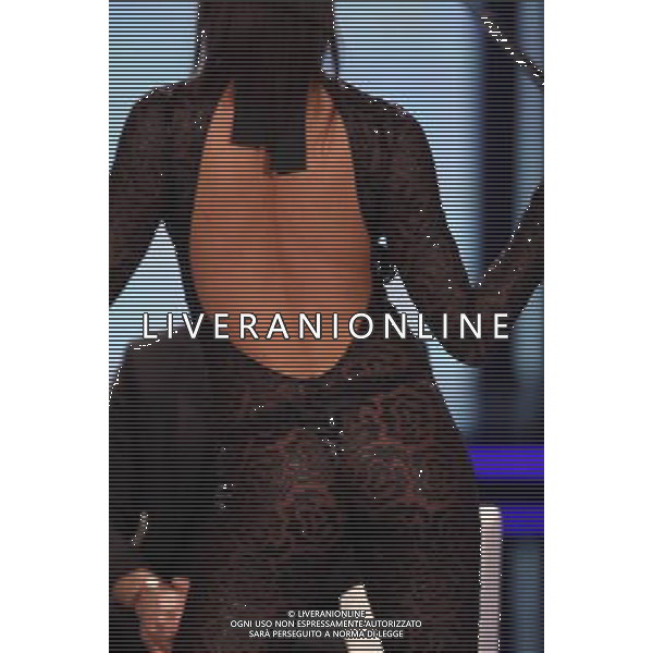 TRASMISSIONE TV: \' CHIAMBRETTI NIGHT\' NELLA FOTO: DANAH MATTHEWS © ANTONIO SORANO - AG. ALDO LIVERANI SAS SCHIENA NUDA