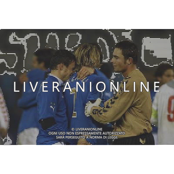 Rieti 19/11/2003 Italia-Danimarca qualificazioni Campionato Europeo Under 21 Nella foto: Gioia dei giocatori dell\'Italia.* Ph Gianni Nucci/Aldo Liverani