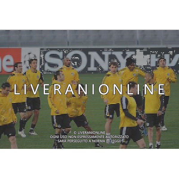 Allenamento Chelsea pre-gara champions 09-03-2009 Torino Nella foto: il gruppo in allenamento ©Alessandro Falzone/Agenzia Aldo Liverani Sas