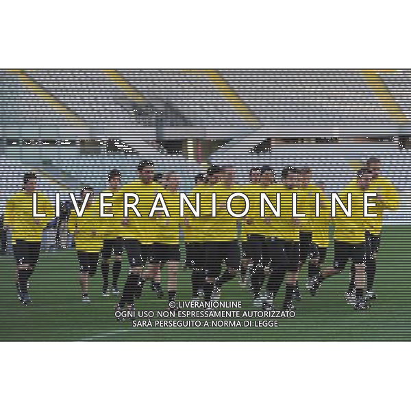 Allenamento juventus pre-gara champions 09-03-2009 Torino Nella foto: il gruppo durante la corsa di gruppo ©Alessandro Falzone/Agenzia Aldo Liverani Sas