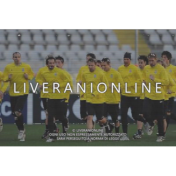 Allenamento juventus pre-gara champions 09-03-2009 Torino Nella foto: il gruppo durante la corsa di gruppo ©Alessandro Falzone/Agenzia Aldo Liverani Sas