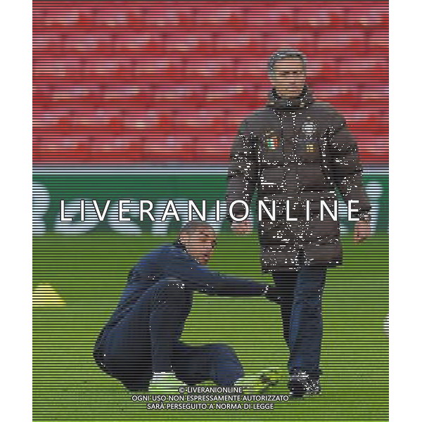 Champions League 2008/2009 Manchester - 10.03.2009 Allenamento Inter Nella Foto: JOSE\' MOURINHO E ADRIANO /Ph.Vitez-Ag. Aldo Liverani