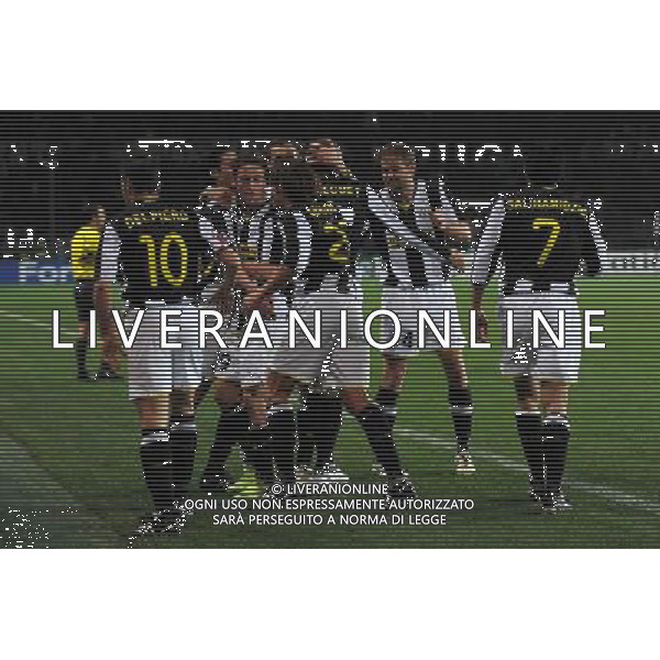 Juventus - Chelsea 10-03-2009 Ottavi di ritorno di Champions League 2008/2009 Nella foto: esultanza dopo il gol di vincenzo iaquinta del 1-0 ©Manuela Viganti/Agenzia Aldo Liverani Sas
