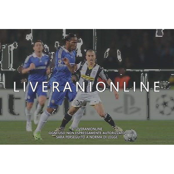 Juventus - Chelsea 10-03-2009 Ottavi di ritorno di Champions League 2008/2009 Nella foto: didier Drogba e Giovinco sebastian ©Manuela Viganti/Agenzia Aldo Liverani Sas