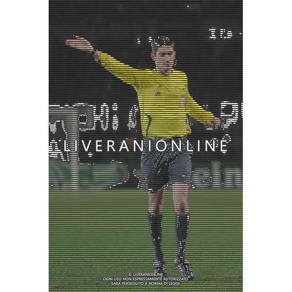 10-03-2009 Torino Sport Calcio Juventus Chelsea Champions League 2008/2009 Nella foto: L\'arbitro Mallenco AG ALDO LIVERANI 