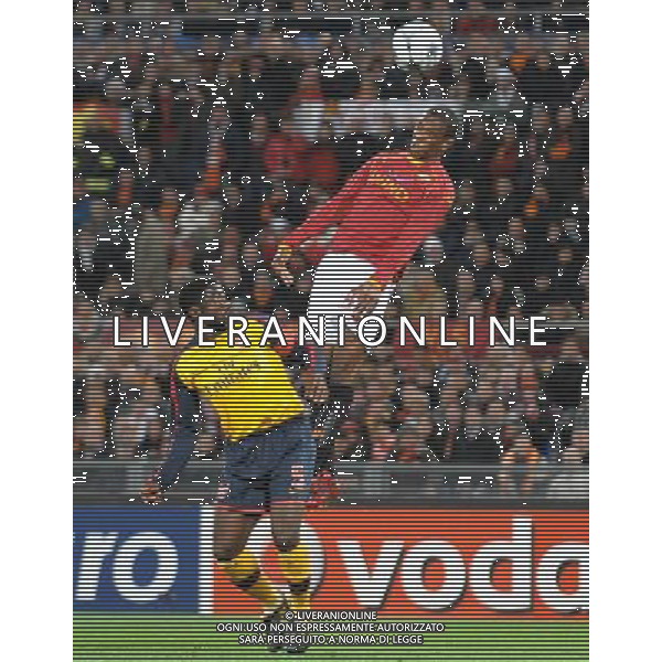 Roma Vs Arsenal 11/03/2009 Uefa Champions League 2008/2009 - Ottavi di finale ritorno nella foto: Juan e Kolo Toure\' ph. Corradetti / ag. Aldo Liverani Sas