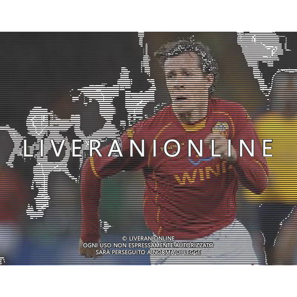 Roma - 11/03/2009 - Stadio Olimpico - Uefa Champions League 2008/2009 - Ottavi di finale ritorno - Roma Vs Arsenal - nella foto: Rodrigo Ferrante TADDEI ph. Corradetti / ag. Aldo Liverani Sas
