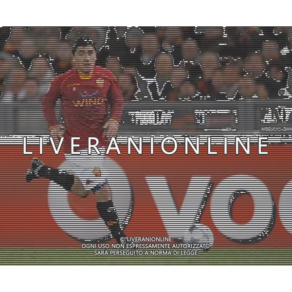 Roma - 11/03/2009 - Stadio Olimpico - Uefa Champions League 2008/2009 - Ottavi di finale ritorno - Roma Vs Arsenal - nella foto: David Marcelo Cortes PIZARRO ph. Corradetti / ag. Aldo Liverani Sas