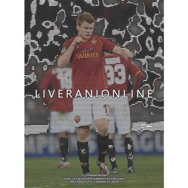 Roma - 11/03/2009 - Stadio Olimpico - Uefa Champions League 2008/2009 - Ottavi di finale ritorno - Roma Vs Arsenal - nella foto: John Arne RIISE ph. Corradetti / ag. Aldo Liverani Sas