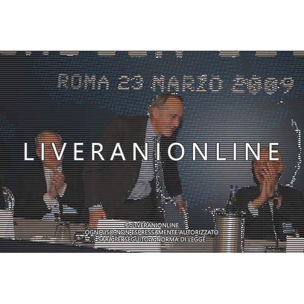 Roma - 23/03/2009 - Hotel Hilton Airport - Assemblea Generale Elettiva FIGC - nella foto: Giancarlo ABETE festeggiato dopo la sua elezione ph. Corradetti / ag. Aldo Liverani Sas