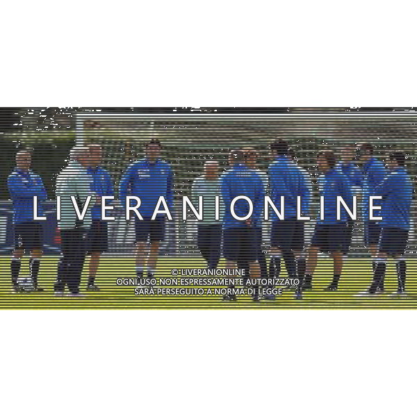 Raduno Nazionale Italiana a Coverciano Fiesole(FI) - 25.03.2009 Allenamento Nella Foto:MARCELLO LIPPI PARLA AL GRUPPO /Ph.Vitez-Ag. Aldo Liverani