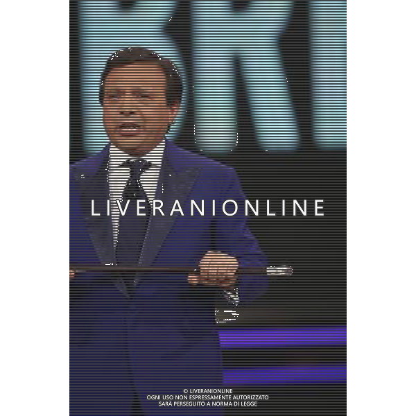 PIERO CHIAMBRETTI TRASMISSIONE TV: \' CHIAMBRETTI NIGHT\' © ANTONIO SORANO - AG. ALDO LIVERANI SAS