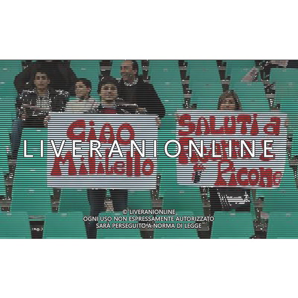 Qualificazioni ai Mondiali Sud Africa 2010 Gruppo 8 Bari - 01.04.2009 Italia-Eire Repubblica d\'Irlanda Nella Foto: STRISCIONI DEI TIFOSI /Ph.Vitez-Ag. Aldo Liverani