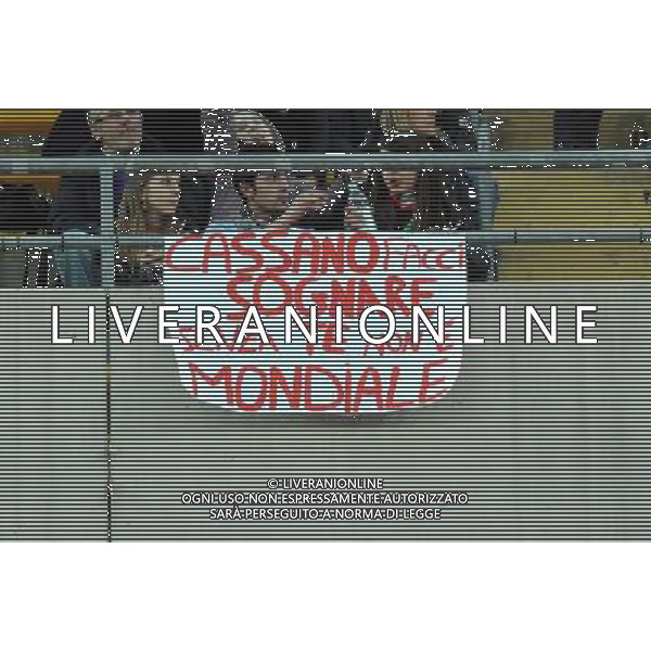 Qualificazioni ai Mondiali Sud Africa 2010 Gruppo 8 Bari - 01.04.2009 Italia-Eire Repubblica d\'Irlanda Nella Foto: STRISCIONI DEI TIFOSI PER CASSANO /Ph.Vitez-Ag. Aldo Liverani