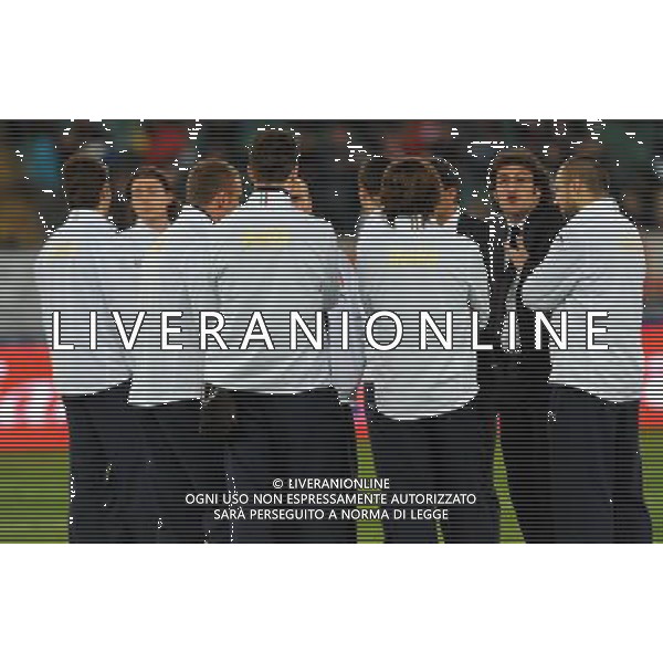 Qualificazioni ai Mondiali Sud Africa 2010 Gruppo 8 Bari - 01.04.2009 Italia-Eire Repubblica d\'Irlanda Nella Foto: CIRO FERRARA CON I GIOCATORI DELLA NAZIONALE /Ph.Vitez-Ag. Aldo Liverani