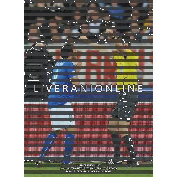 Qualificazioni ai Mondiali Sud Africa 2010 Gruppo 8 Bari - 01.04.2009 Italia-Eire Repubblica d\'Irlanda Nella Foto: ESPULSIONE DI GIAMPAOLO PAZZINI /Ph.Vitez-Ag. Aldo Liverani