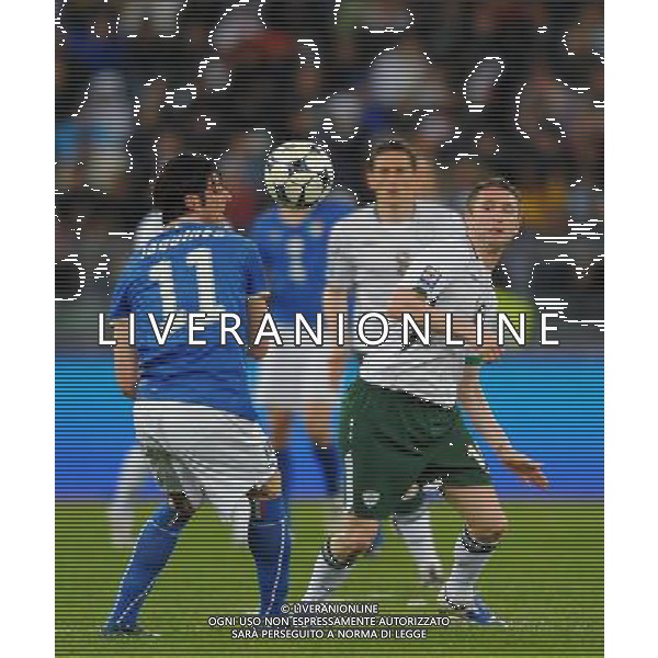 Qualificazioni ai Mondiali Sud Africa 2010 Gruppo 8 Bari - 01.04.2009 Italia-Eire Repubblica d\'Irlanda Nella Foto:IAQUINTA VINCENZO-KEANE ROBBIE /Ph.Vitez-Ag. Aldo Liverani