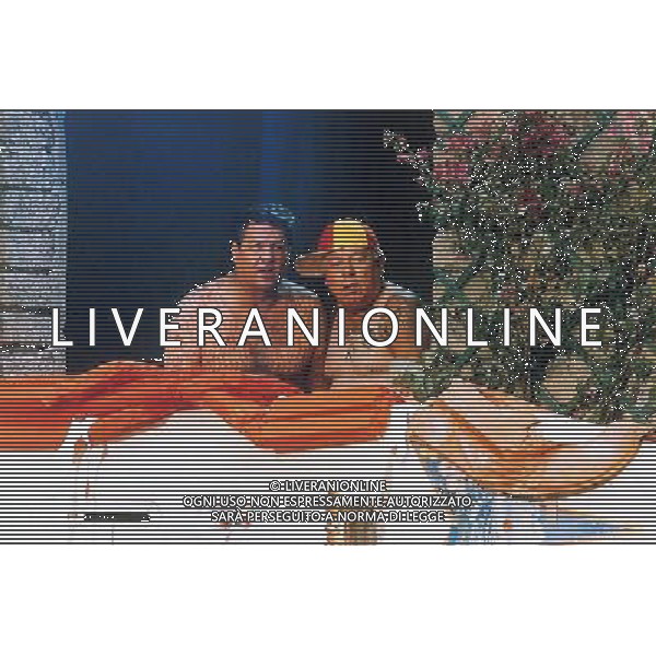 FILM\'LE NUOVE COMICHE\' NELLA FOTO PAOLO VILLAGGIO-RENATO POZZETTO AG ALDO LIVERANI