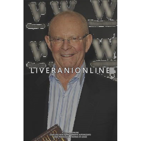 Authur Wilbur Smith makes a personal appearance to sign copies of his new book 2Assegai\' in Waterstone\'s Bookstore, Piccadilly. London. Photo Shows; Wilbur Smith. Monday April 06, 2009. © Gary Lee - Uppa - Photoshot - ag. Aldo LIverani sas ITALY ONLY