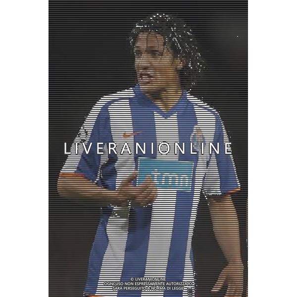 FC Porto\'s Bruno Alves, Manchester United Vs FC Porto, European Champion Clubs Cup 1/4 final 1st Leg, Old Trafford, Manchester, Date 070409 PH.AGENZIA ALDO LIVERANI S A S ONLY ITALY 