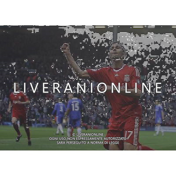 \liv\ celebrates Liverpool\'s Fernando Torres goal : Liverpool fc vs Chelsea fc at Anfield Stadium in Liverpool for the 1st Leg of UEFA Champions League Q.o.F. on 08/04/2009. Picture By ph.agenzia aldo liverani sas only for italy