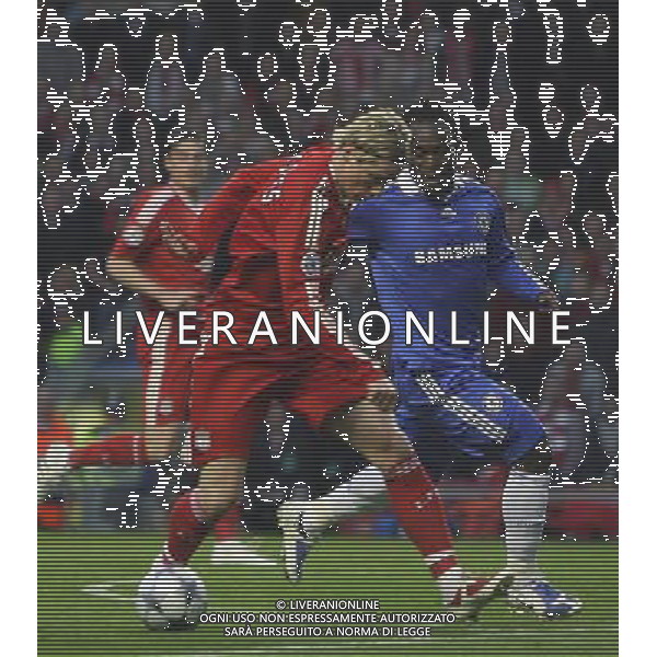 Action picture involving Liverpool\'s Fernando Torres: Liverpool fc vs Chelsea fc at Anfield Stadium in Liverpool for the 1st Leg of UEFA Champions League Q.o.F. on 08/04/2009. ph.agenzia aldo liverani sas only for italy