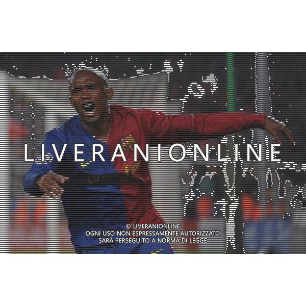 firo Fussball, Fu§ball : 08.04.2009 CL, Champions League : Saison 2008/09 FC Barcelona - FC Bayern MŸnchen 4:0 Jubel Barcelona mit Samuel Eto\'o PH.AG ALDO LIVERANI SAS only for italy 