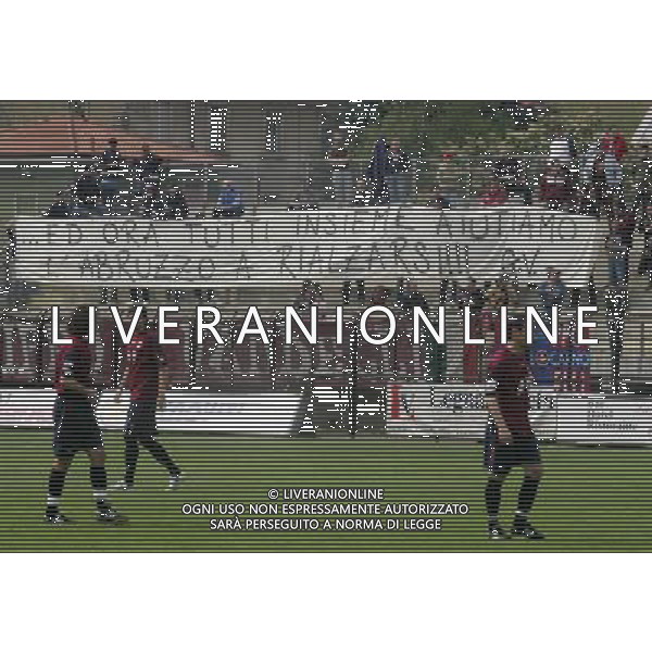 11/04/2009 legnano lega pro girone a sport calcio Legnano-Reggiana nella foto:striscione dei tifosi ph.ag.aldo liverani sas 