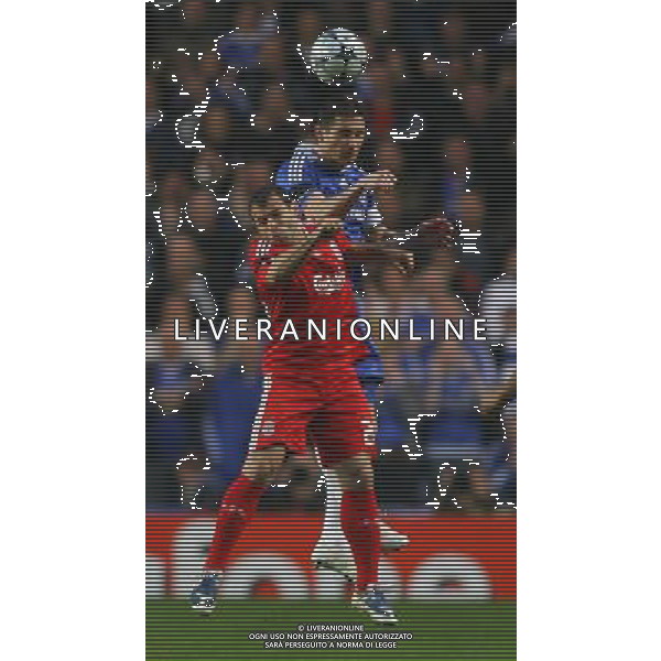 Frank Lampard of Chelsea in action with Javier Mascherano of Liverpool, Chelsea v Liverpool, UEFA Champions League Quarter Final 2nd leg , Stamford Bridge, London, Date 14042009 ph.ag.aldo liverani sas only for italy