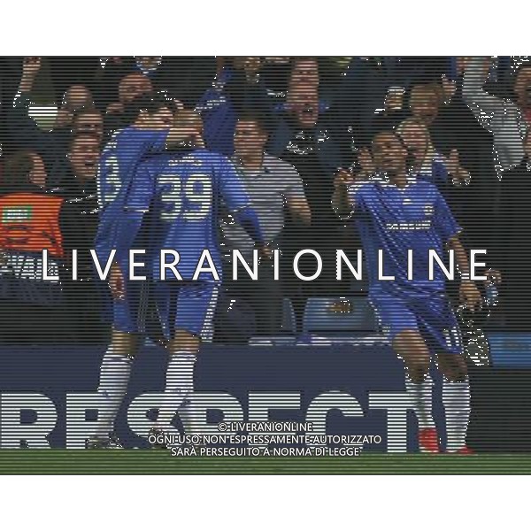 Didier Drogba of Chelsea (R) celebrates with Nicolas Anelka \' Michael Ballack after scoring his goal, Chelsea v Liverpool, UEFA Champions League Quarter Final 2nd leg , Stamford Bridge, London, Date 14042009 ph.ag.aldo liverani sas only for italy