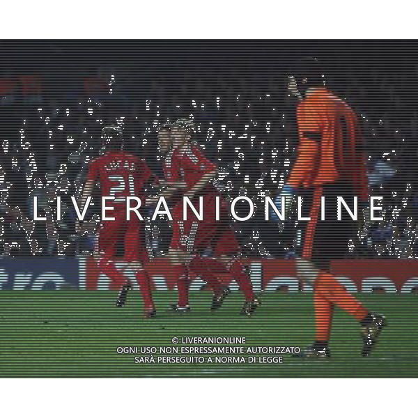 Branislav Ivanovic of Chelsea foul in the box that generate the penalty for Liverpool\'s Xabi Alonso to make 2-0 : Chelsea vs Liverpool, Q.o.F of Champions League second leg at Stamford Bridge in London on 14/04/2009. Picture By Marcello Pozzetti:21 Delisle Road London SE28 0JD English Premier and Football League images are only to be used in an editorial context, images are not allowed to be published on another internet site unless a licence has been obtained from DataCo Ltd +44 207 864 9121 Branislav Ivanovic of Chelsea foul in the box that generate the penalty for Liverpool\'s Xabi Alonso to make 2-0 : Chelsea vs Liverpool, Q.o.F of Champions League second leg at Stamford Bridge in London on 14/04/2009 PH.AG ALO LIVERANI SAS ONLY FOR ITALY