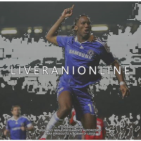 Didier Drogba of Chelsea celebrates his sides first goal during the European Champion Clubs Cup Quarter Final Second Leg match between Chelsea and Liverpool at Stamford Bridge on April 14, 2009 in London, United Kingdom. © TOM DULAT - Talking Sport/Photoshot - ag. Aldo Liverani sas ITALY ONLY QUARTI DI FINALE DI CHAMPIONS LEAGUE