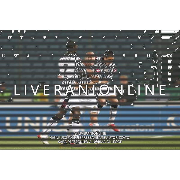 UDINE 16/04/2009 UDINESE WERDER BREMA COPPA UEFA ritorno QUARTI DI FINALE 2008/2009 CALCIO SPORT NELLA FOTO: l\'esultanza di gokhan inler dopo il gol con la squadra PH.GARBUIO/ag aldo liverani sas