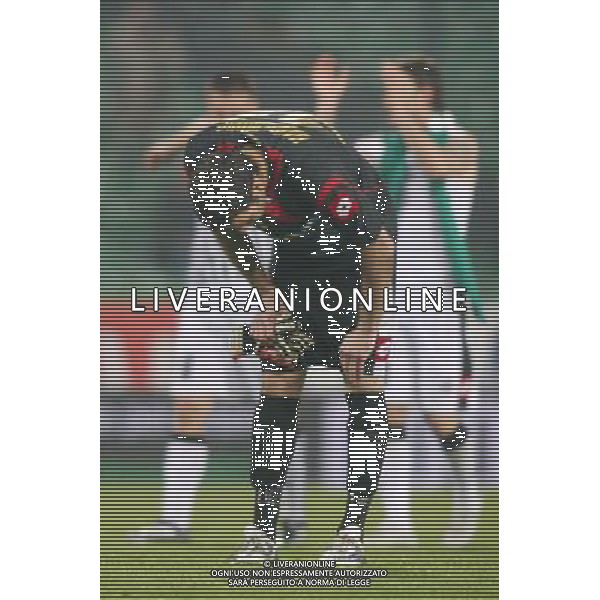 UDINE 16/04/2009 UEFA CUP QUARTER-FINAL 2ND LEG UDINESE-WERDER BREMEN NELLA FOTO:DELUSIONE DI SAMIR HANDANOVIC A FINE PARTITA FOTO PAOLA GARBUIO/AG.ALDO LIVERANI