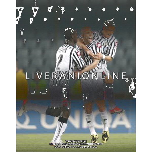 UDINE 16/04/2009 UEFA CUP QUARTER-FINAL 2ND LEG UDINESE-WERDER BREMEN NELLA FOTO:L\'ESULTANZA DI GOKHAN INLER DOPO IL GOL FOTO PAOLA GARBUIO/AG.ALDO LIVERANI