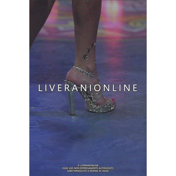 SIMONA VENTURA TRASMISSIONE TV: \' QUELLI CHE IL CALCIO\' FOTO ANTONIO SORANO - AG. ALDO LIVERANI SAS TATUAGGI SCARPE