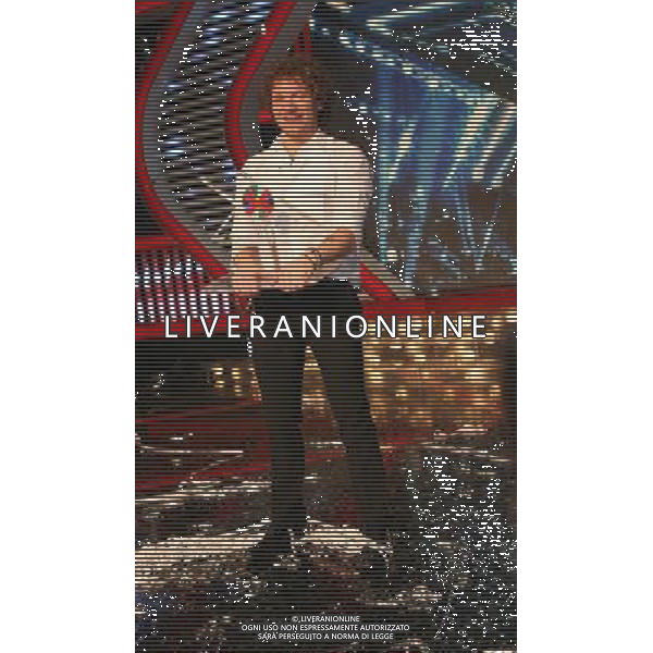 MATTEO BECUCCI - VINCITORE DELLA 2nda EDIZIONE DI \' X FACTOR\' © ANTONIO SORANO - AG. ALDO LIVERANI SAS