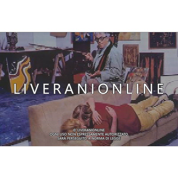 FILM\'MAZZABUBU.... QUNTE CORNA STANNO QUAGGIU\' \' NELLA FOTO SCENA DEL FILM AG ALDO LIVERANI