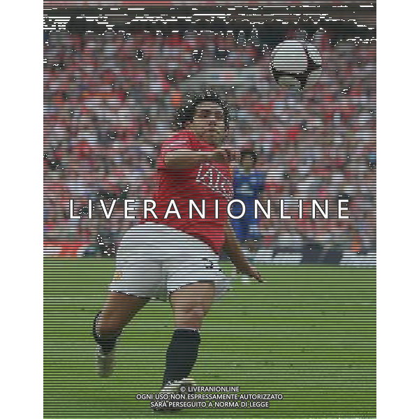 Carlos Tevez of Manchester United r: Manchester United vs Everton for the FA Cup Semifinal at Wembley Stadium in London on 19/04/2009. ph ag. aldo liverani sas only italy