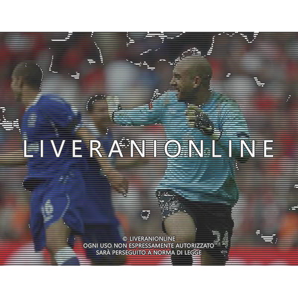 Everton\'s Tim Howard celebrates with Everton\'s Tony Hibbert : Manchester United vs Everton for the FA Cup Semifinal at Wembley Stadium in London on 18/04/2008. ph ag. aldo liverani sas only italy