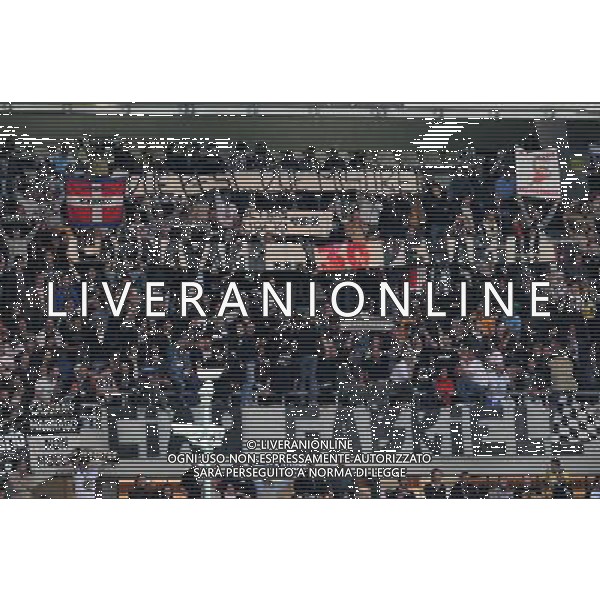 22-04-2009 Torino Sport Calcio Juventus Lazio Coppa Italia Tim 2008/2009 Nella foto: tifosi bianconeri ph.viganti/ag ALDO LIVERANI sas