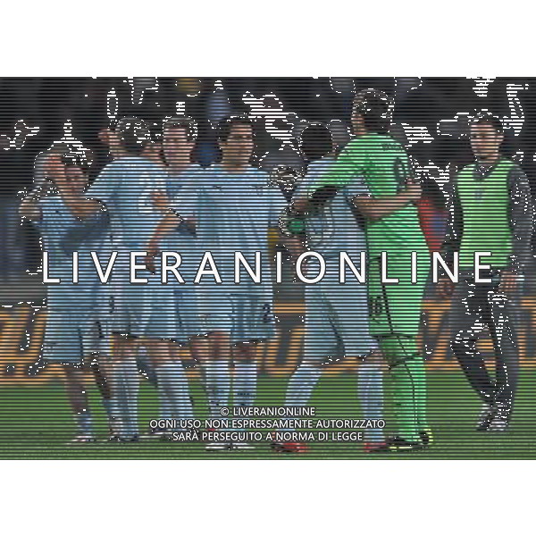 22-04-2009 Torino Sport-Calcio Juventus Lazio Coppa Italia Tim 2008\2009 Nella foto: Esultanza dei giocatori della lazio a fine gara ©Alessandro Falzone\ PressPhoto - ag. Aldo Liverani sas