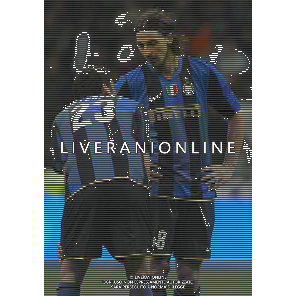 milano 23/04/2009 calcio sport coppa tim 2008/2009 semifinale di ritorno inter sampdoria nella foto: zlatan ibrahimovic e materazzi marco ph.luzzani/ag aldo liverani sas