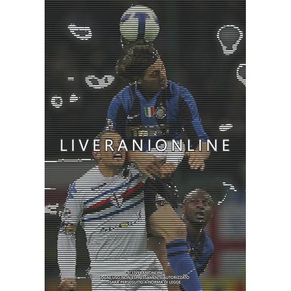 milano 23/04/2009 calcio sport coppa tim 2008/2009 semifinale di ritorno inter sampdoria nella foto: zlatan ibrahimovic e palombo angelo ph.luzzani/ag aldo liverani sas
