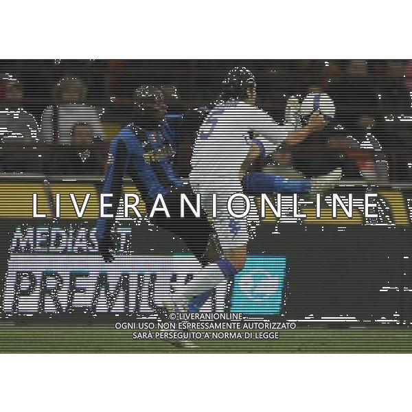 milano 23/04/2009 calcio sport coppa tim 2008/2009 semifinale di ritorno inter sampdoria nella foto: mario balotelli e pietro accardi ph.luzzani/ag aldo liverani sas