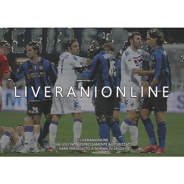 milano 23/04/2009 calcio sport coppa tim 2008/2009 semifinale di ritorno inter sampdoria nella foto:discussioni in campo ph.luzzani/ag aldo liverani sas