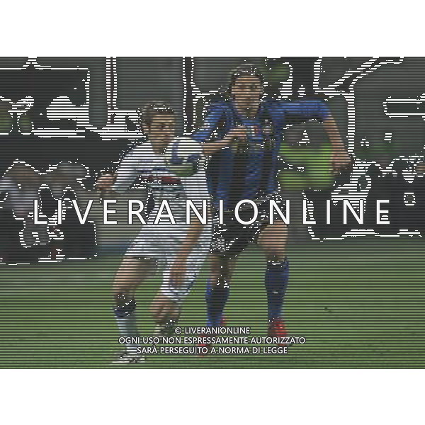 Milano 23-04-2009 coppa italia TIM CUP 2008/09 inter-sampdoria 1:0 nella foto zlatan ibrahimovic e stefano lucchini ph marco luzzani/ag aldo liverani s,a,s,