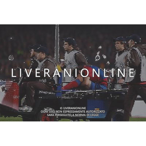 Barcellona - Chelsea, first leg for Champions League Semifinale andata Nou Camp 28/04/2009 nella foto Rafael Marquez lascai il campo infortunato Picture By Marcello Pozzetti/Agenzia Aldo Liverani - ITALY ONLY -